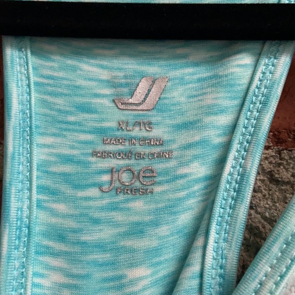 Joe Fresh athletic top - Picture 4 of 4